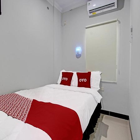 Oyo 91686 Triple S Hotel Malioboro ジョグジャカルタ エクステリア 写真